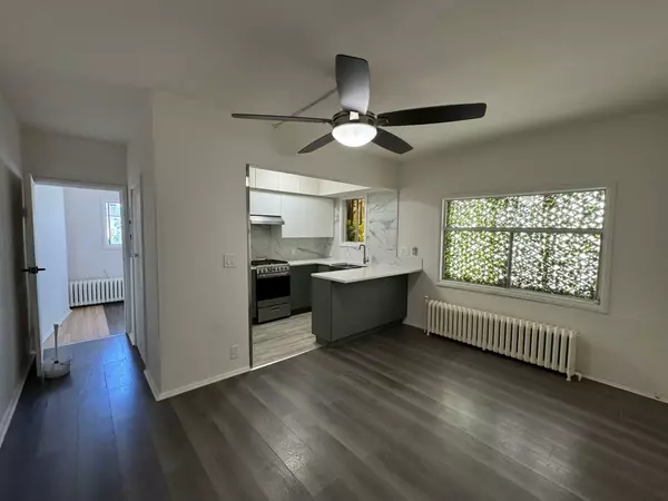 Vancouver, BC V6R 1N6,3357 W 4th AVE