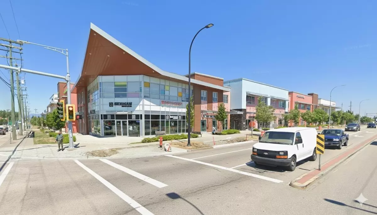 Surrey, BC V3W 4E9,8078 128 ST #203