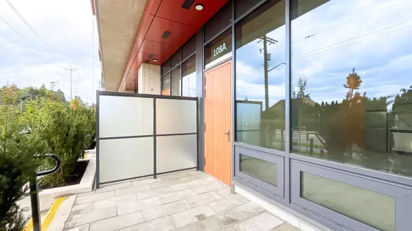 North Vancouver, BC V7L 0K1,422 E 3rd ST #108