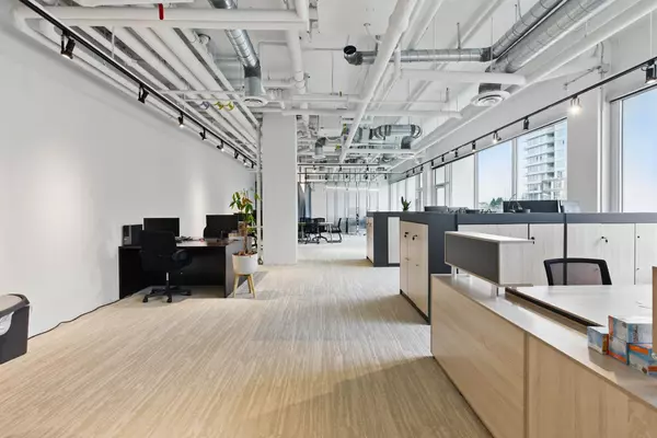 5508 Hollybridge WAY #315, Richmond, BC V7C 0E2