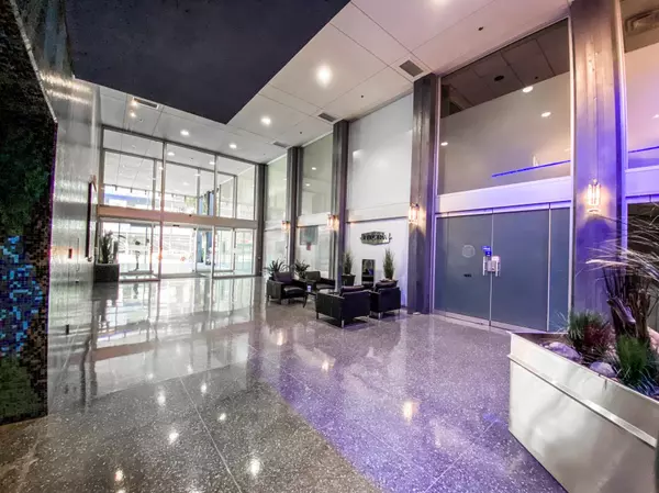 Vancouver, BC V6Z 2R4,970 Burrard ST #253