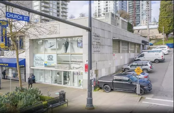 511 Columbia ST, New Westminster, BC V3L 1B5