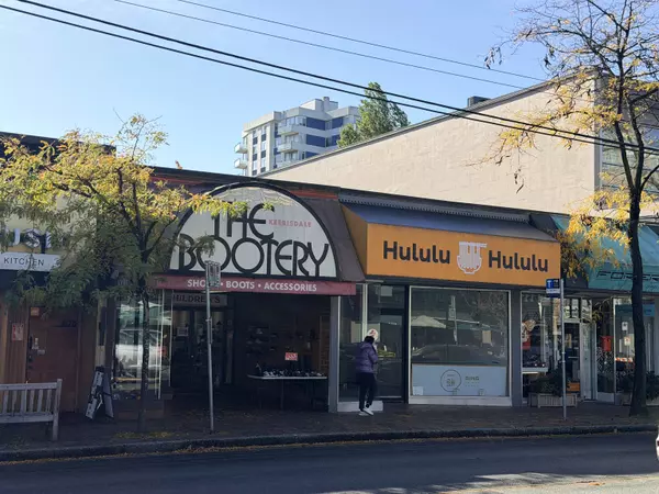 Vancouver, BC V6M 1Z1,2182 W 41 St ST