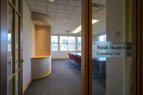 Tsawwassen, BC V4L 2A8,1530 56 ST #303