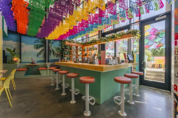 Vancouver, BC V5S 0E3,8547 River District XING