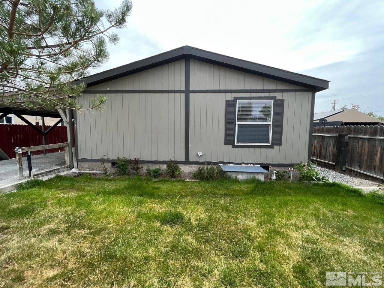 Lovelock, NV 89419,535 11th ST Street