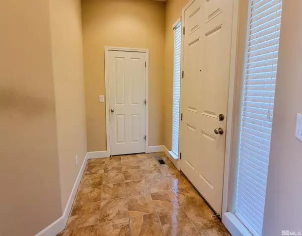 Sparks, NV 89436,5739 Desert Mirage