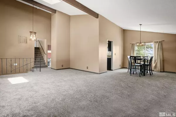 Sparks, NV 89431,915 Emerson WAY