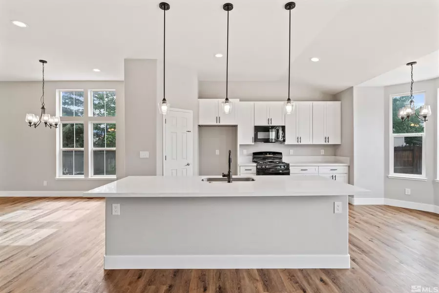 1280 Hermosa CT, Minden, NV 89423