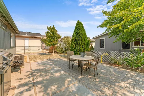 Sparks, NV 89434,328 Rue De LN