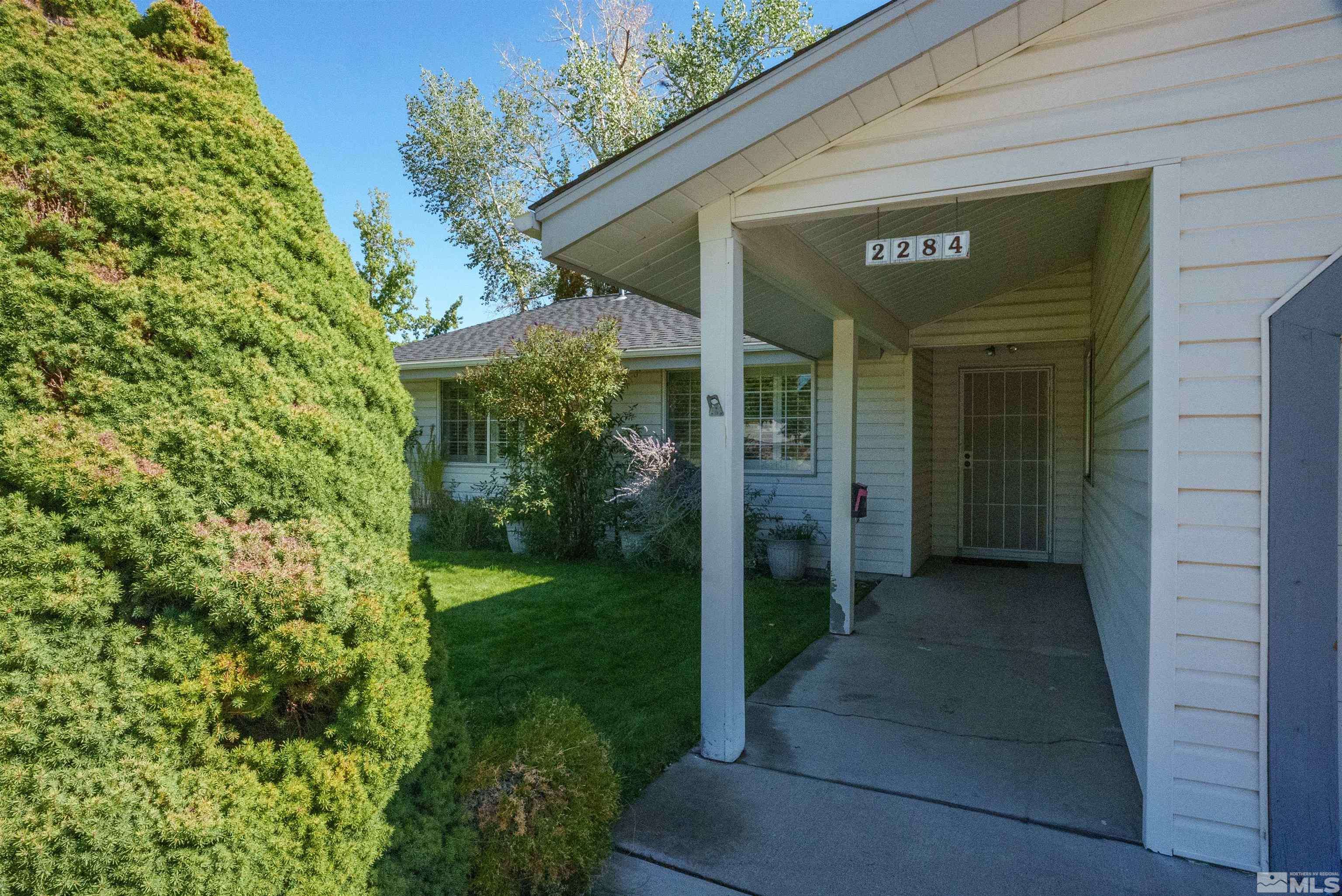 Sparks, NV 89434,2284 Rosemary DR Drive