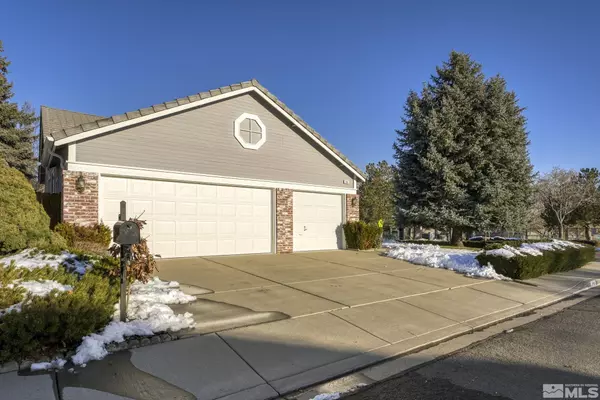 998 Leah CIR,  Reno,  NV 89511