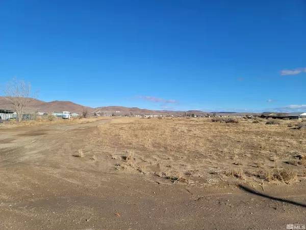 3195 Pueblo ST, Silver Springs, NV 89429