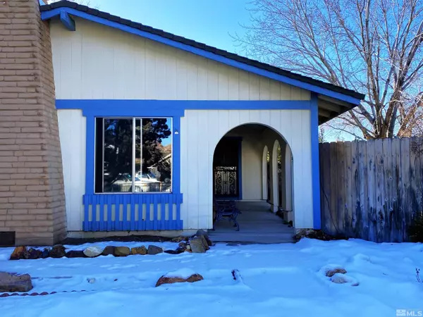 855 Pinewood CT, Sparks, NV 89434