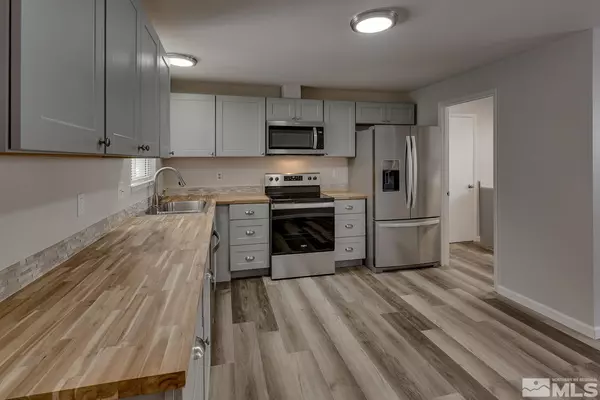 Reno, NV 89503,530 Nancy CIR Circle