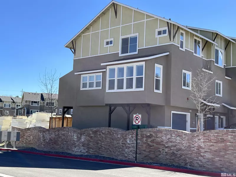 290 Mark Jeffrey LN, Reno, NV 89503