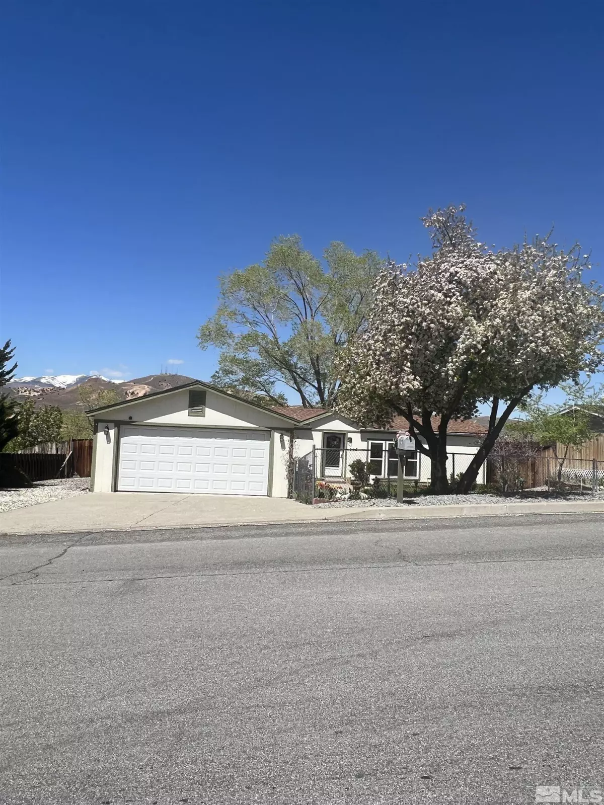 Sun Valley, NV 89433,415 Summerhill