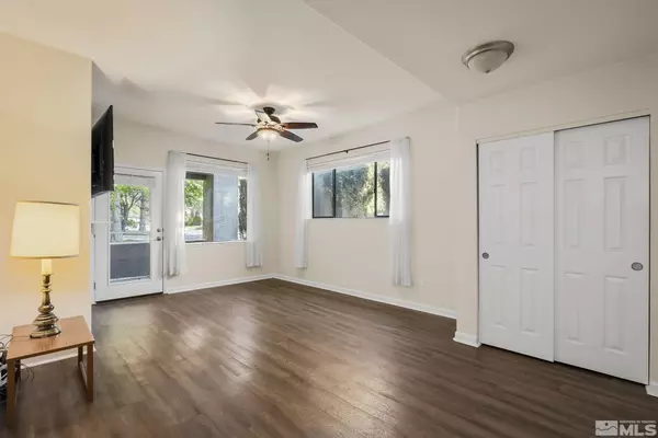 Reno, NV 89521,900 S Meadows #3614