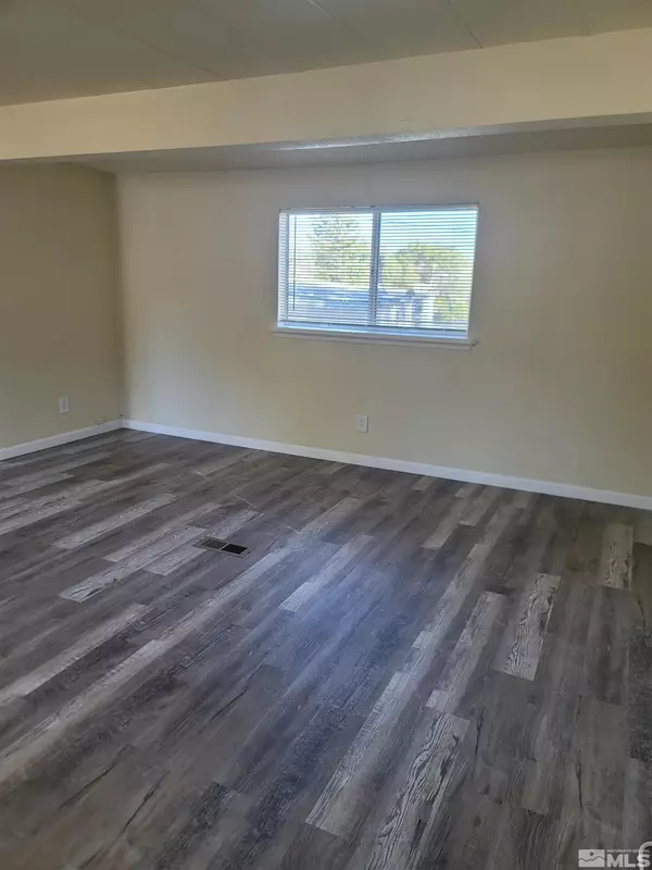 870 Mica DR,  Carson City,  NV 89705