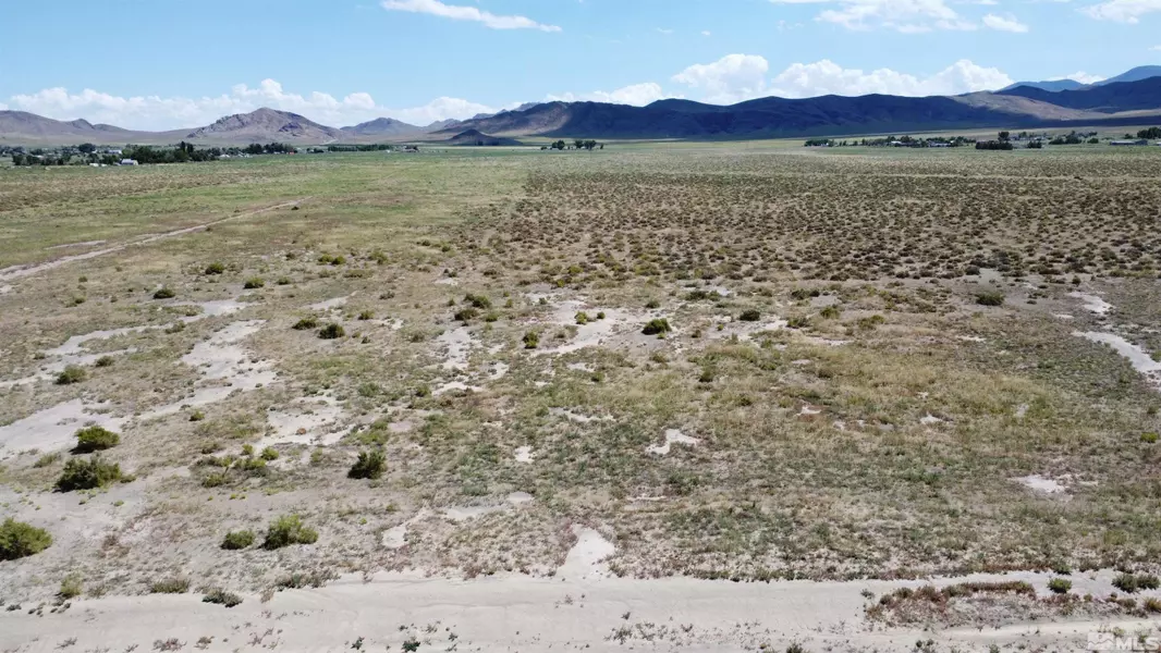 62 Miley RD Road, Yerington, NV 89447