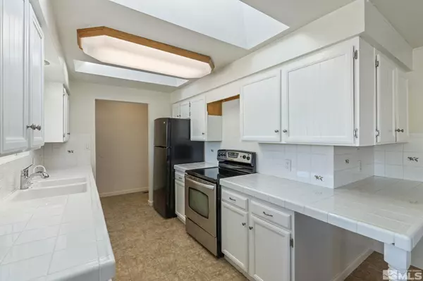 Reno, NV 89521,14580 Rim Rock DR