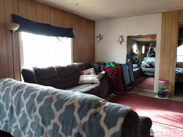 Sun Valley, NV 89433,5712 Chorn