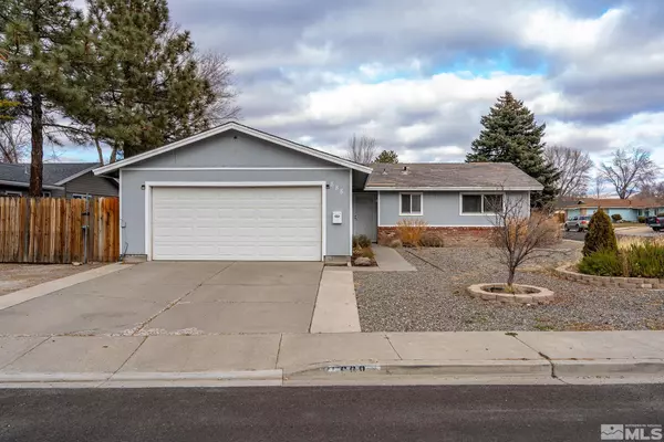 888 La Sierra CT, Sparks, NV 89434