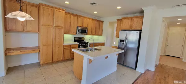 Reno, NV 89521,2475 Spring Flower