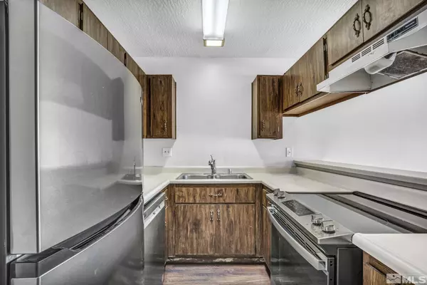 Reno, NV 89512,2555 Clear Acre LN Lane #20-2