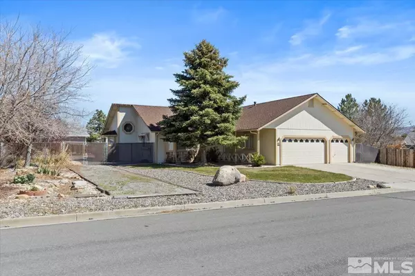 Sparks, NV 89436,275 Ember DR