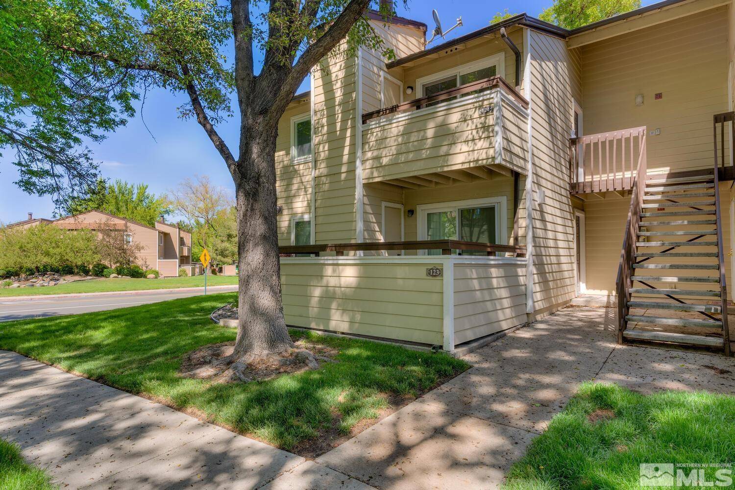 530 E Patriot BLVD Boulevard #124, Reno, NV 89511