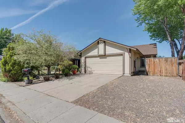 1651 Topeka CIR, Sparks, NV 89434