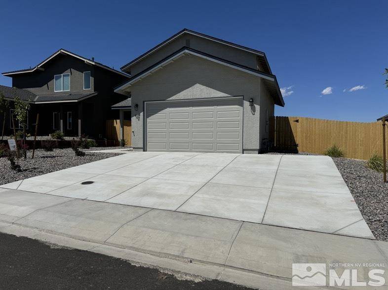 Fernley, NV 89408,860 Agate WAY Way