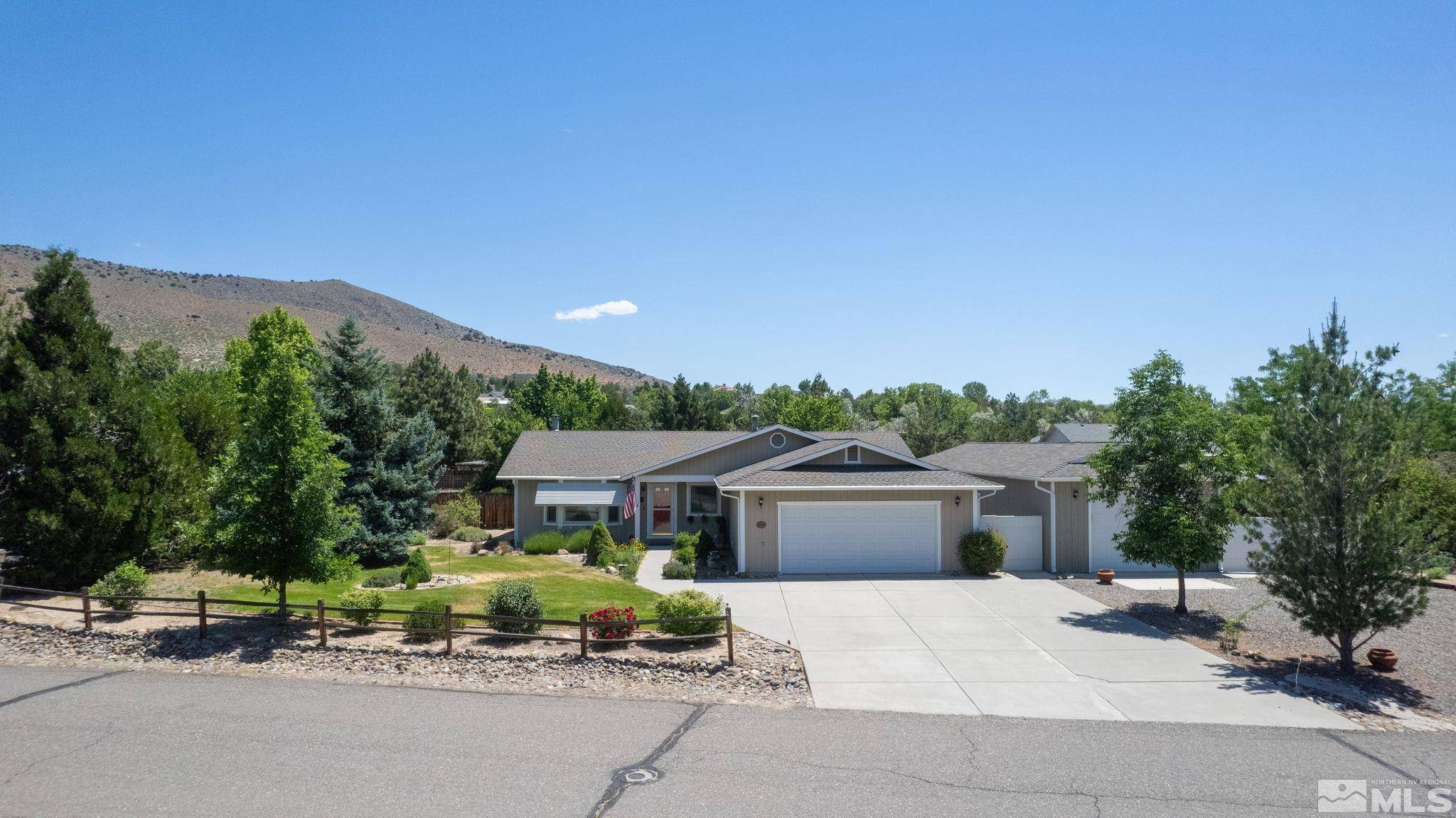 Minden, NV 89423,2957 San Fernando