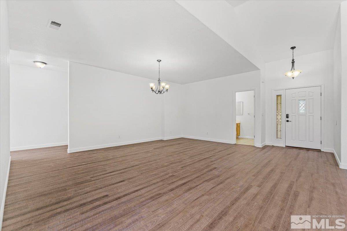 Reno, NV 89508,18483 Spicer Lake CT Court