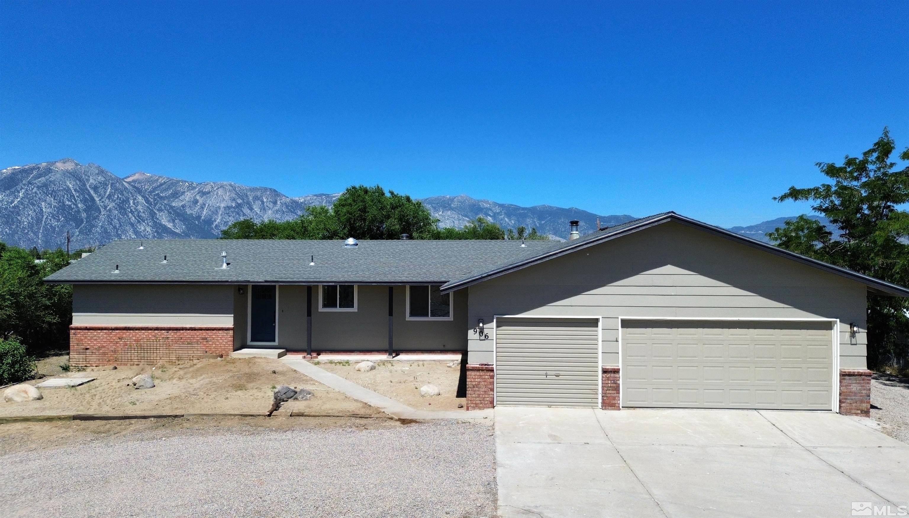 906 Dresslerville, Gardnerville, NV 89460