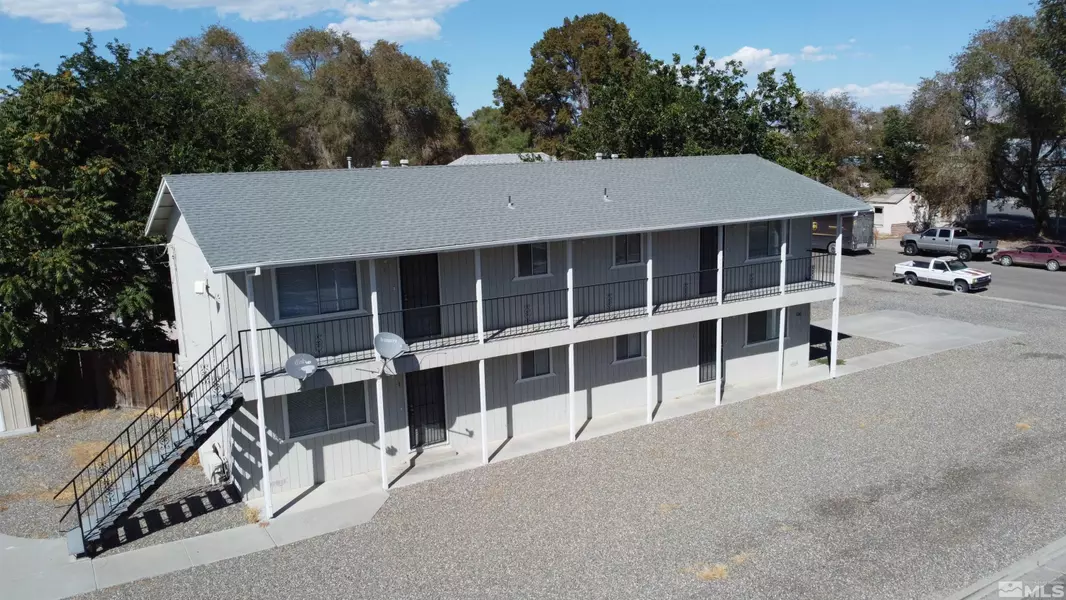 530 8th ST, Lovelock, NV 89419