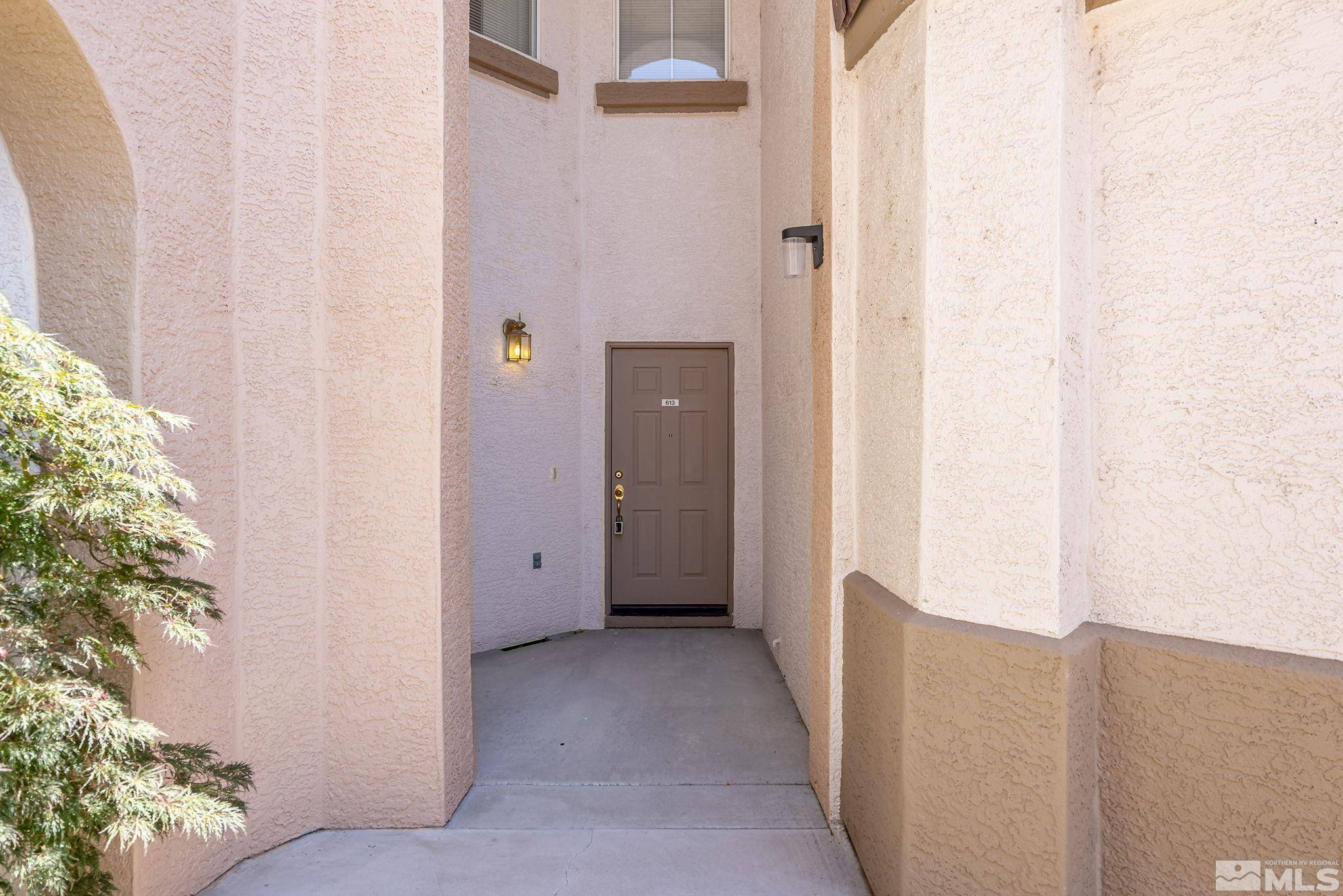 Sparks, NV 89436,6120 Ingleston #613