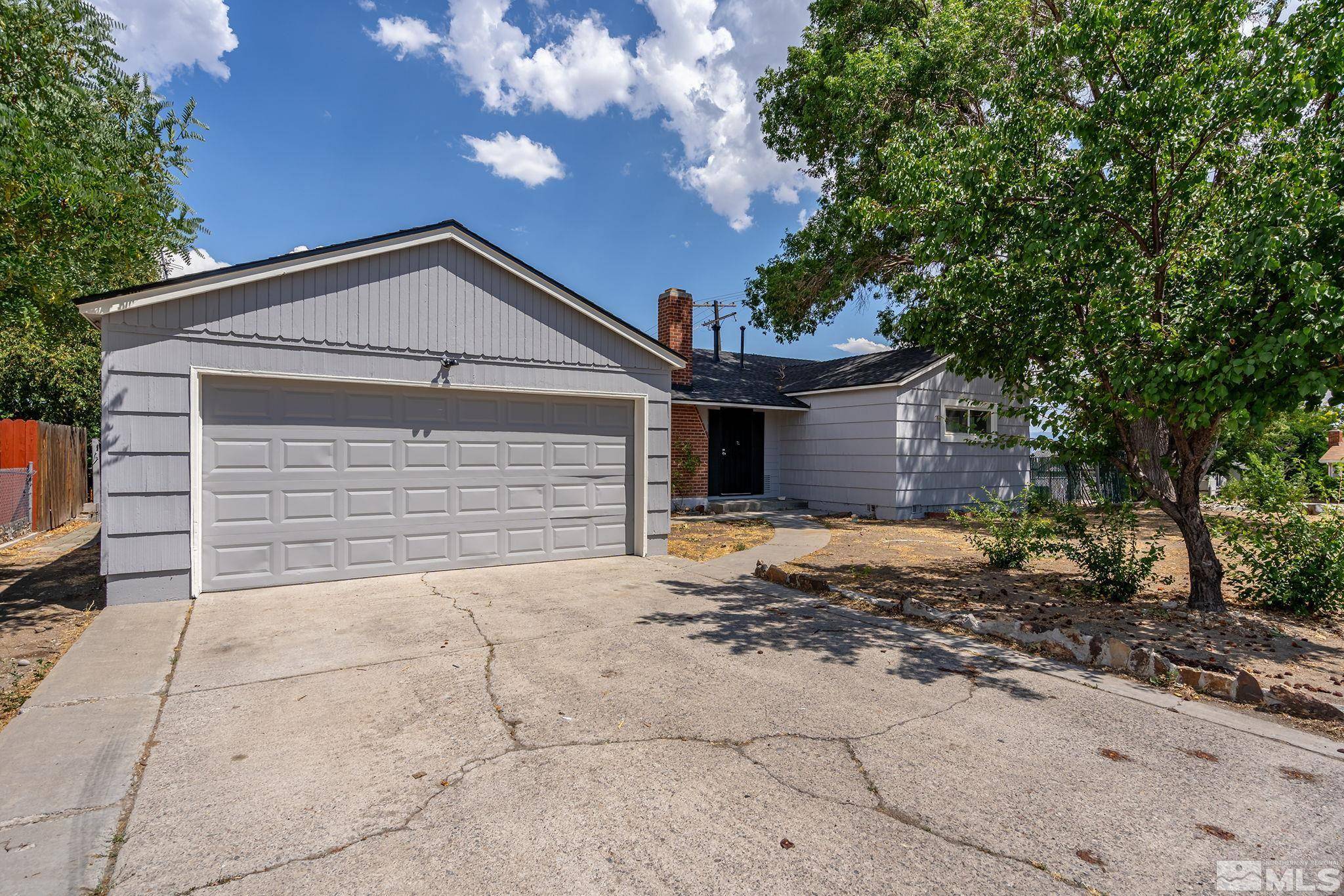 700 Munley DR Drive, Reno, NV 89503