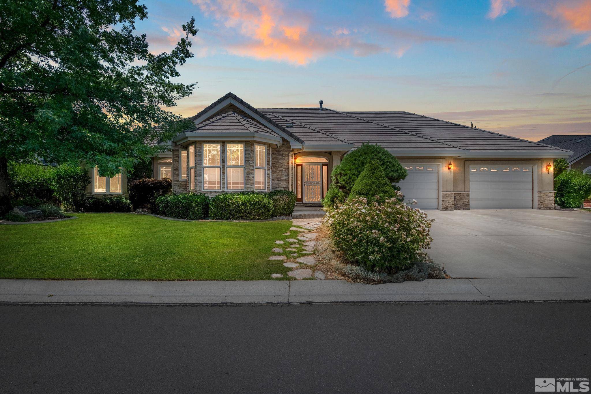 2542 Simons CT Court, Carson City, NV 89703