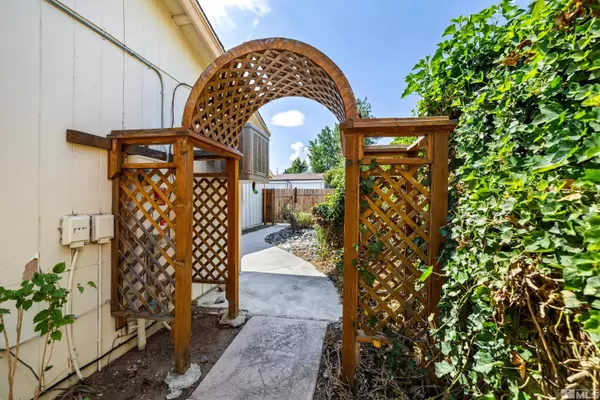 Reno, NV 89506,6827 Flower