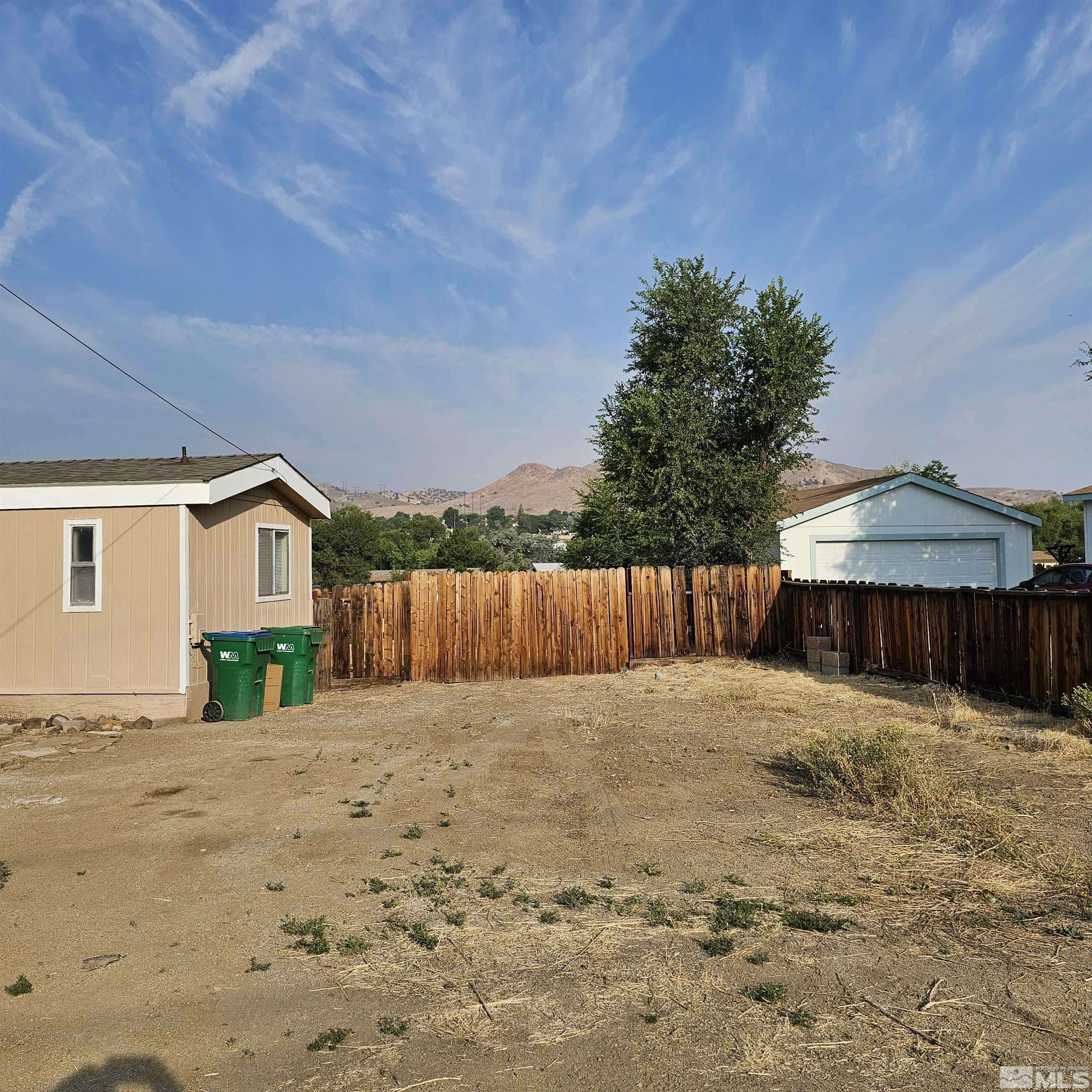 Sun Valley, NV 89433,4930 leon