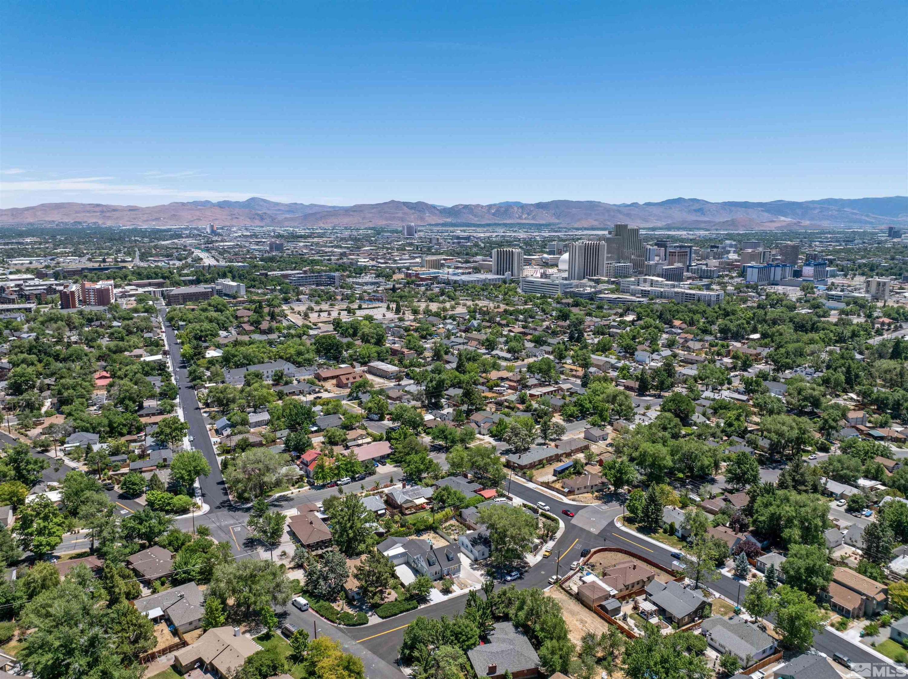 Reno, NV 89503,1030 Vine ST Street
