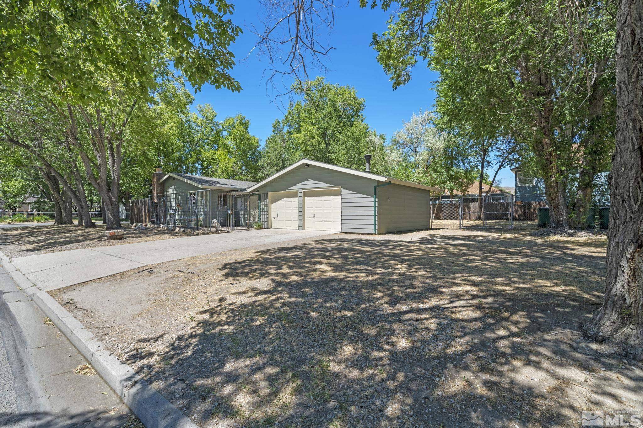 Carson City, NV 89706,302 E Long ST Street