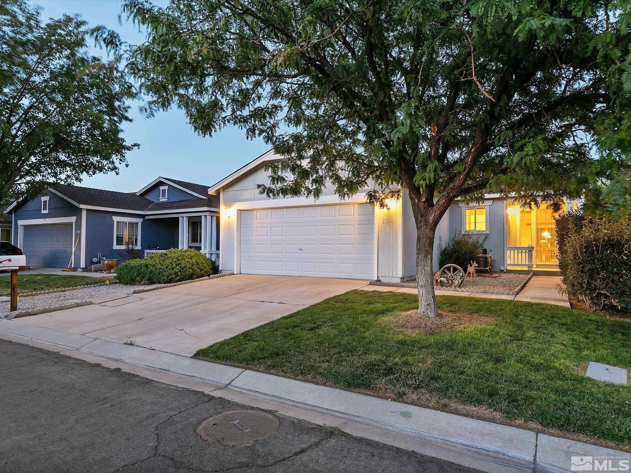 324 Rue de LN Lane, Sparks, NV 89434