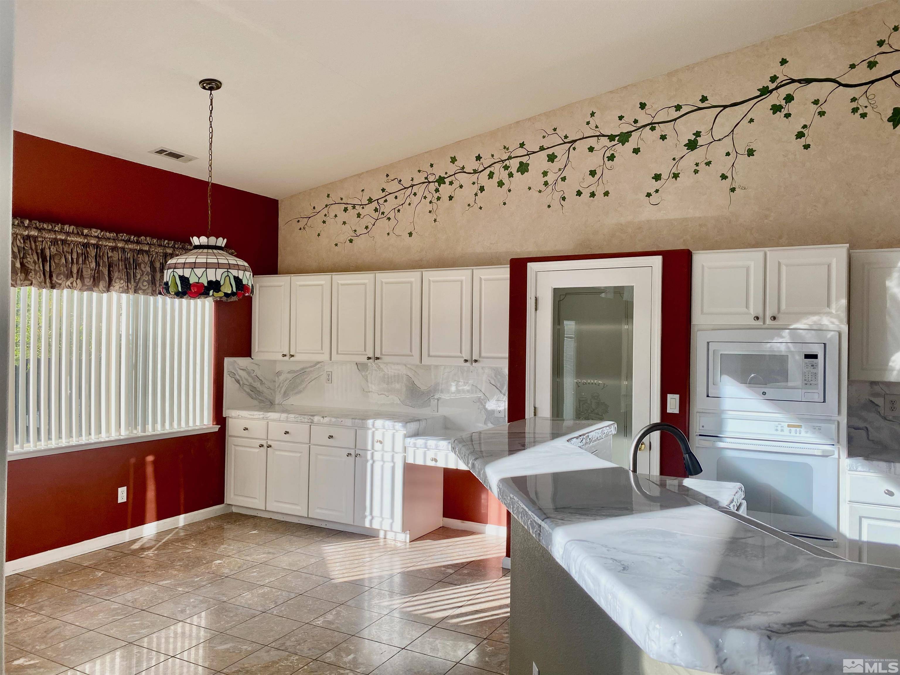 Carson City, NV 89705,899 Meadow Vista DR Drive