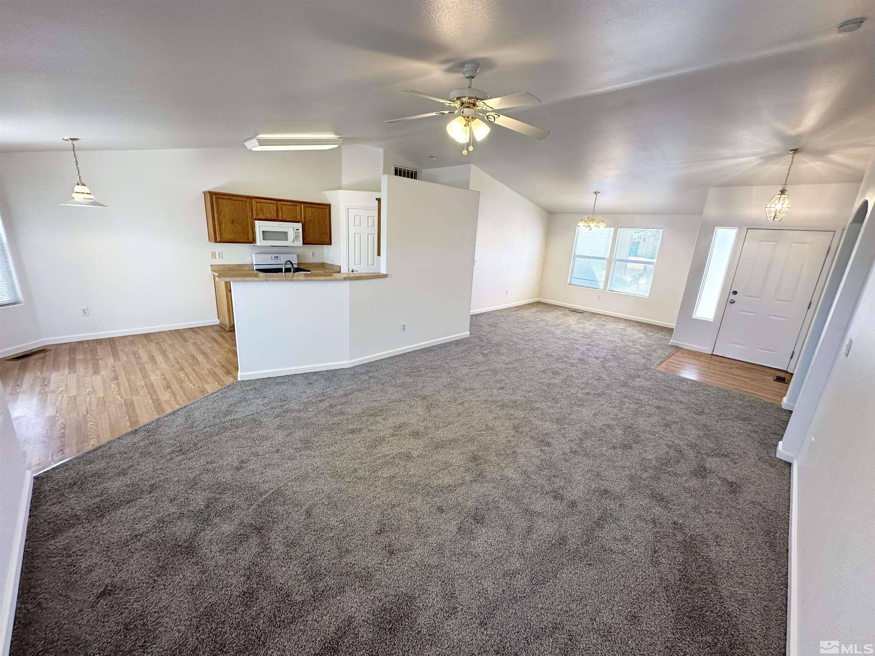 Fernley, NV 89409,152 Shadow Mountain DR Drive