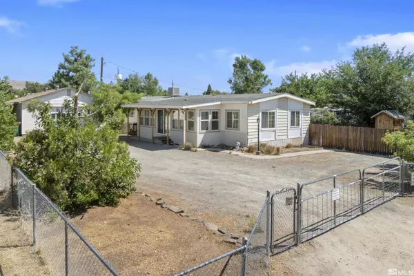 5432 Slope DR,  Sun Valley,  NV 89433