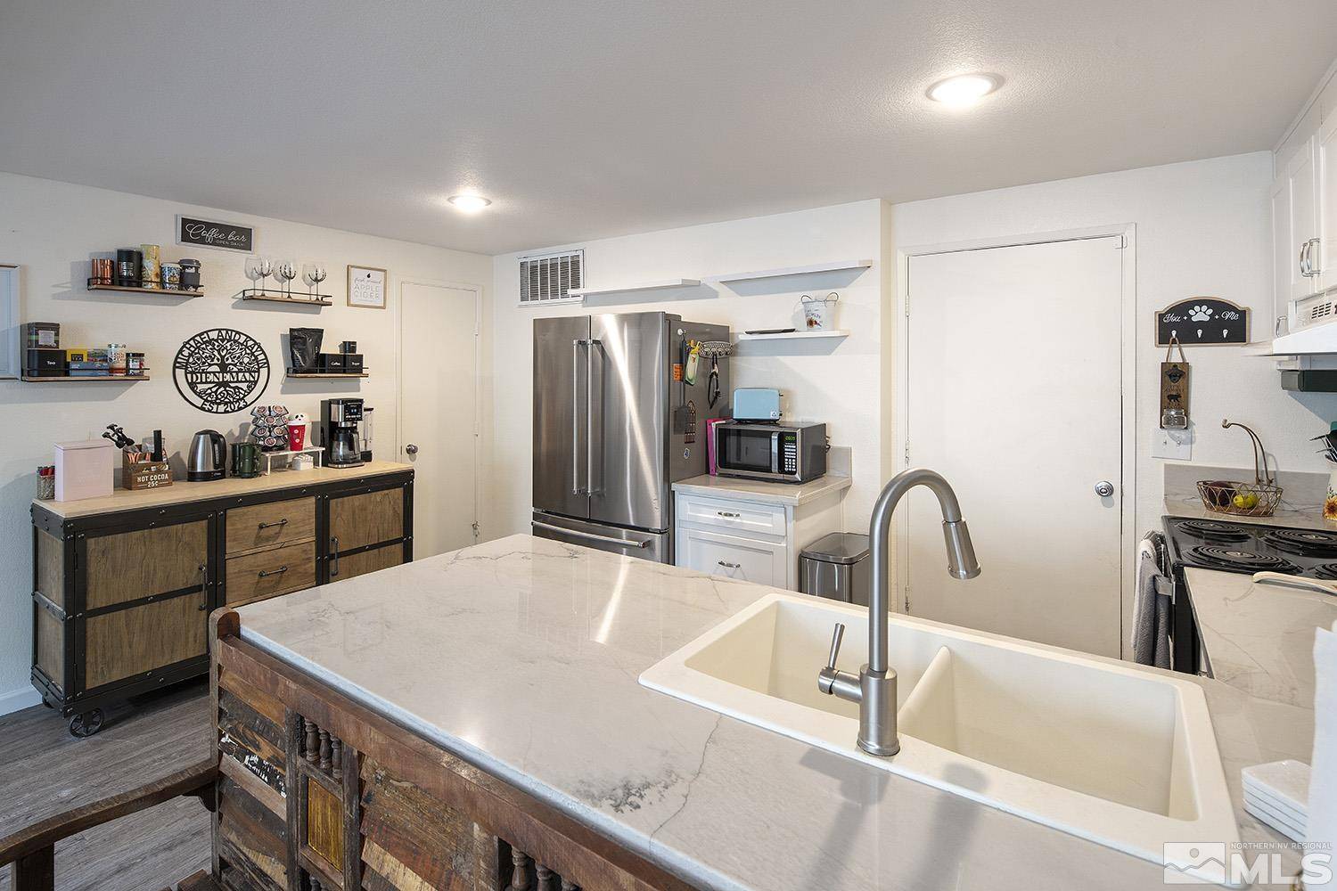Carson City, NV 89706,1523 E Long ST Street