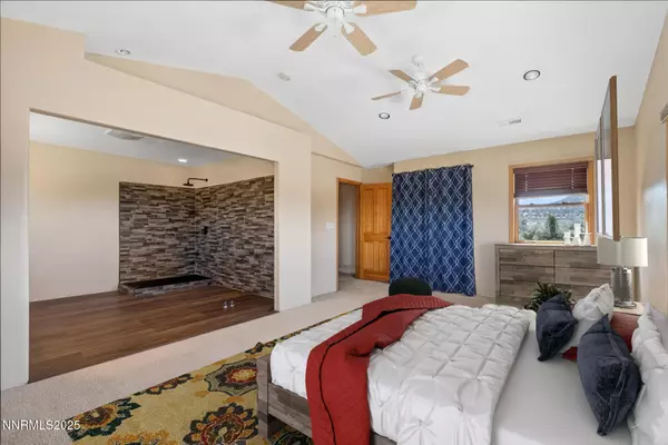 Reno, NV 89521,21470 Graves